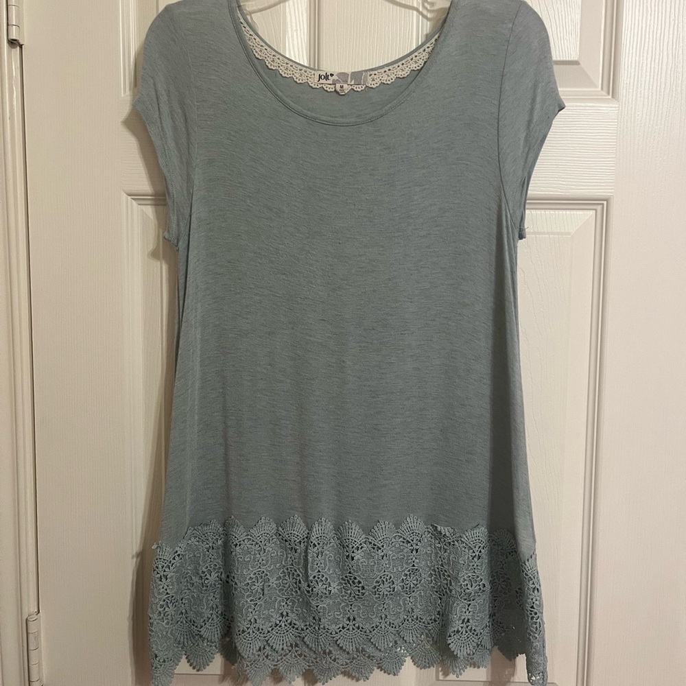 Ladies soft green top with lace bottom